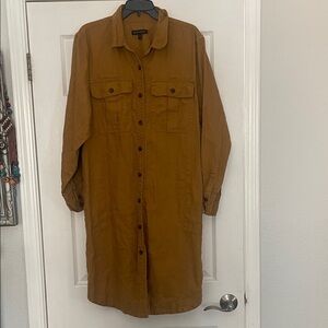 Banana Republic Woman’s LS Safari Shirt 700029055 SP22